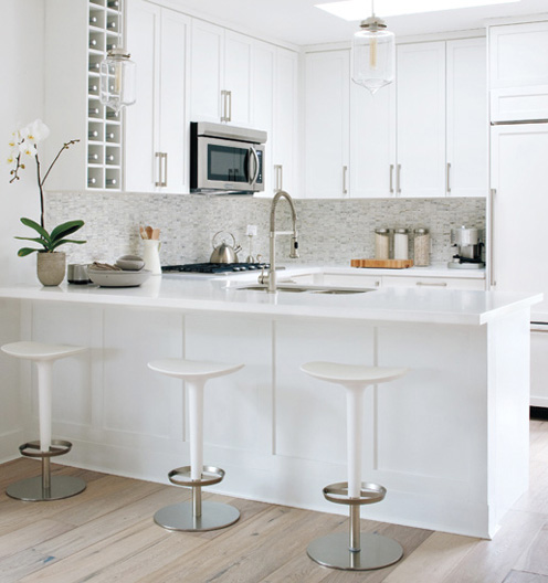 Modern Kitchen with Neutral Cabinets