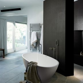 4 Ways to Design a Luxurious Bath with the MTI Alissa Tub